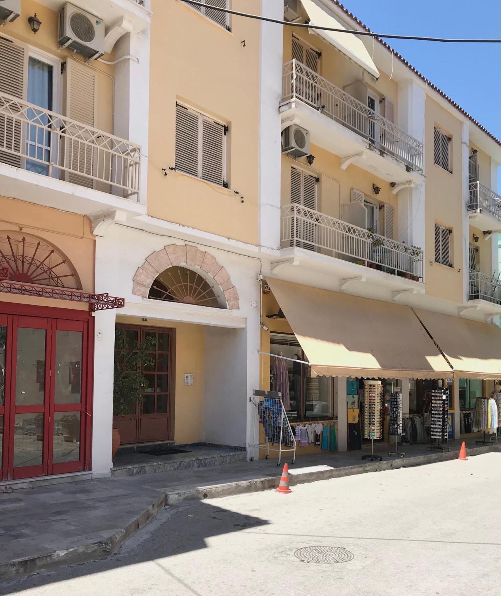 Old Town Apartment Next To Seafront Promenade Nafplio Exterior photo